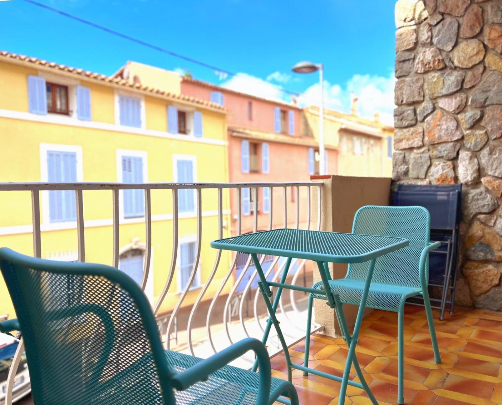 Le 13 Apartment Cassis Luaran gambar